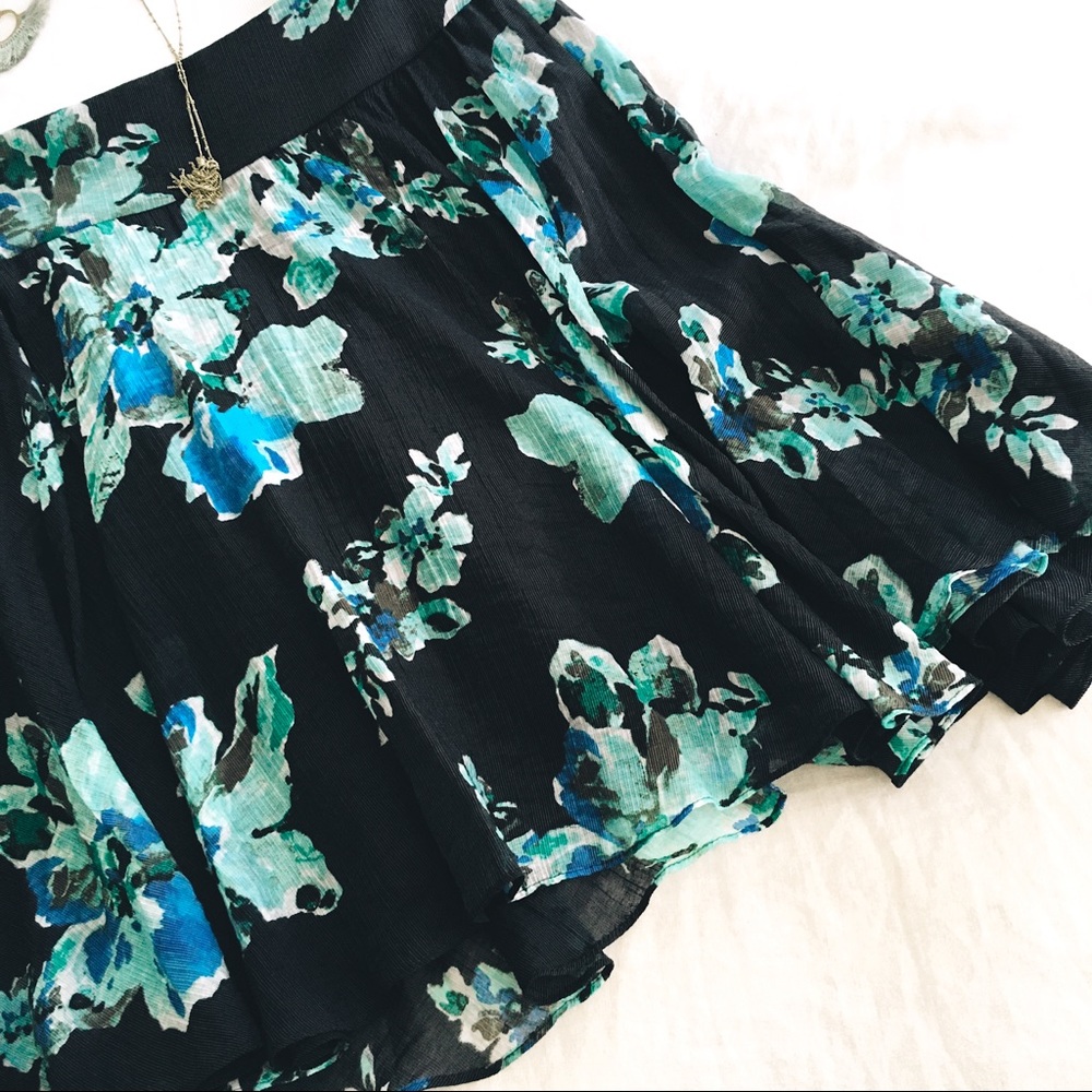 LOFT Floral Flowy Skirt